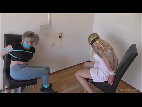 ❤️ Toksomaniulo / ligita kaj buŝoŝtopita / junulino en mizero ❤️❌ Porno ĉe ni ️❤